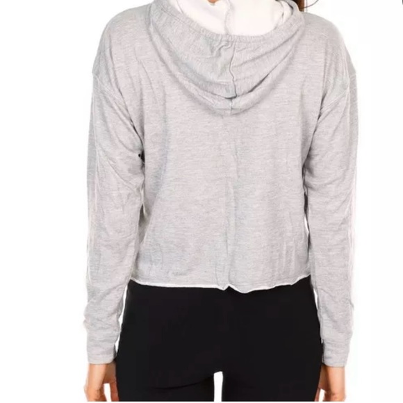 Wildfox Women’s Active Hooded Cropped Pullover - Picture 6 of 6